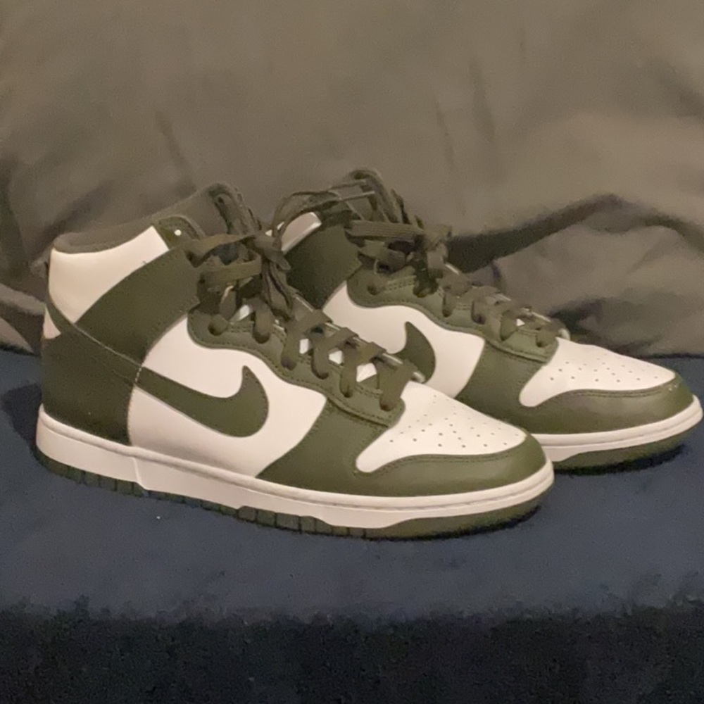 Cargo khaki Nike dunk highs